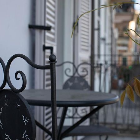 Apartamento La Dimora Del Glicine 2 Belgirate Exterior foto